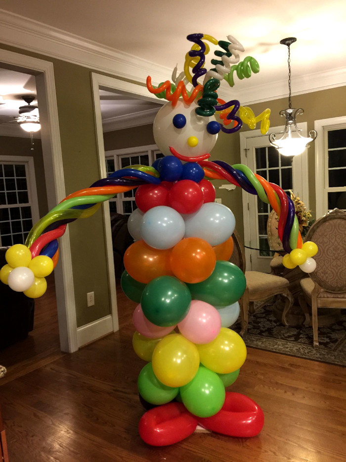 Giant clown balloon decoration to get every one talking at your next event