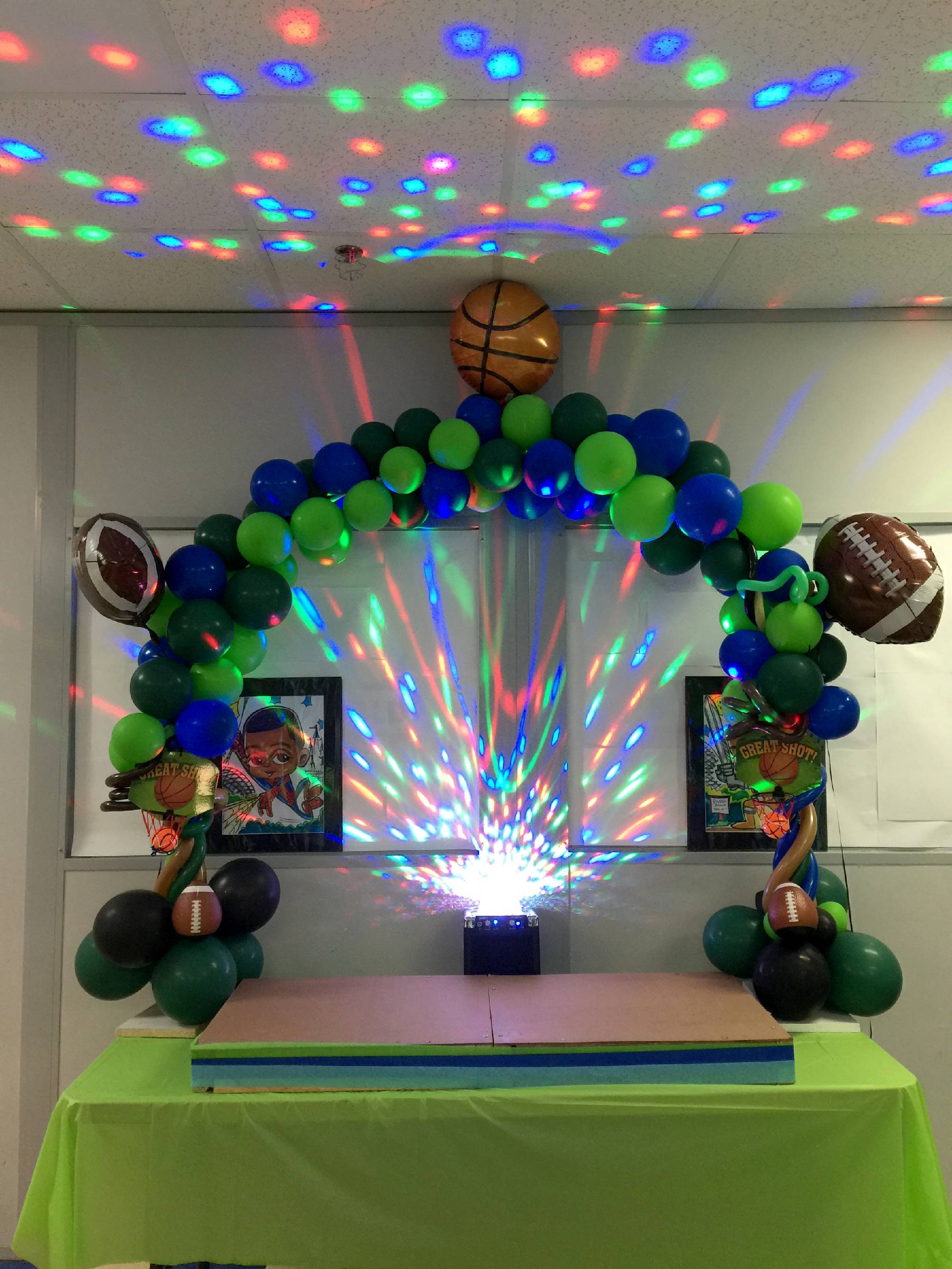 Sports theme balloon table decoration and lights in Apex
