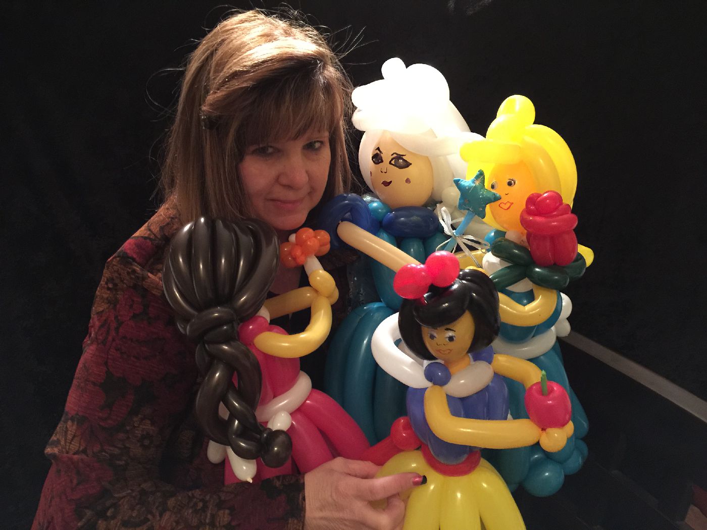 Balloon animals and sculptures for Raleigh events